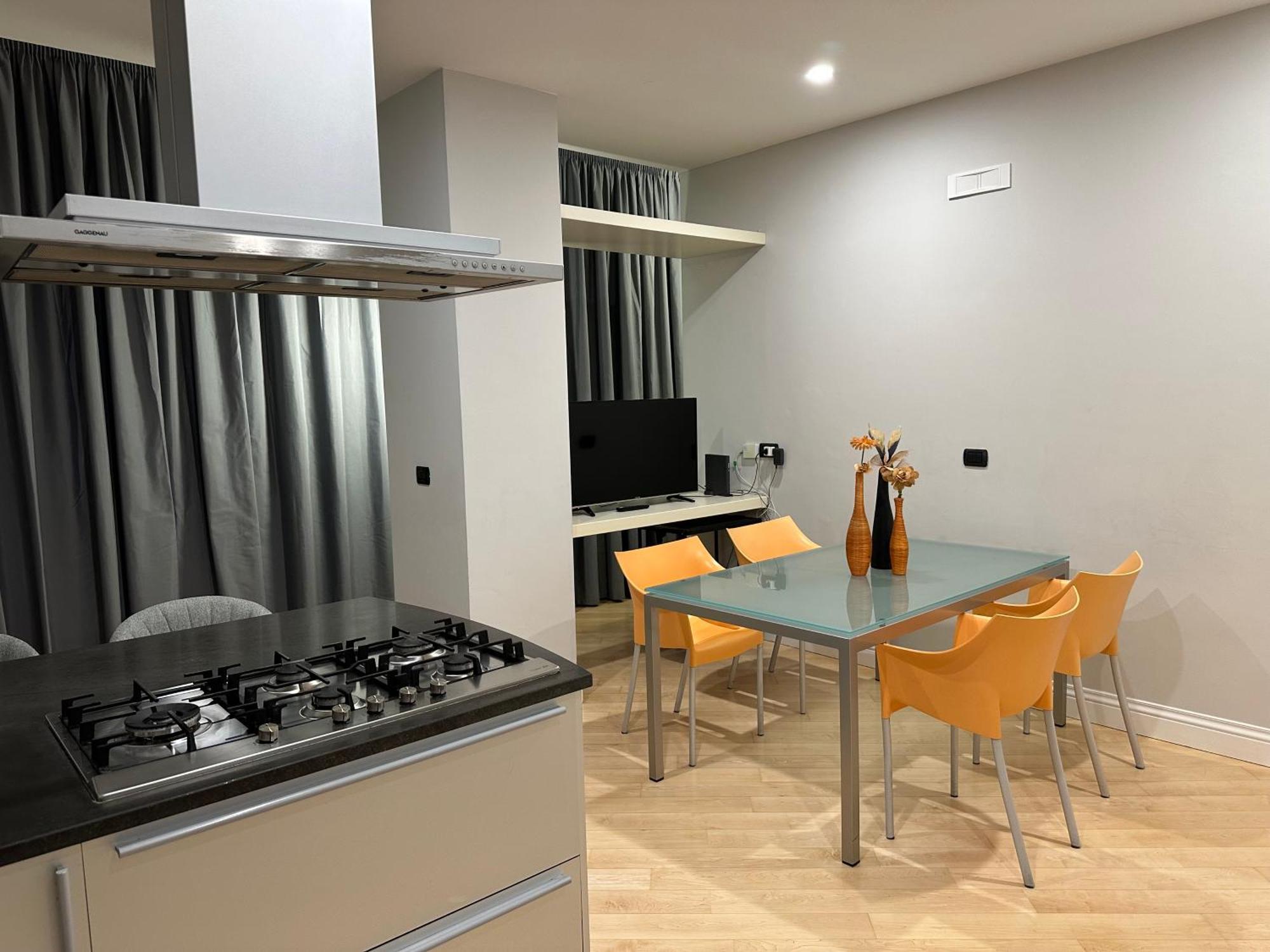 Villa Paola City Center , Luxury House In Town Centre Bari Exterior foto